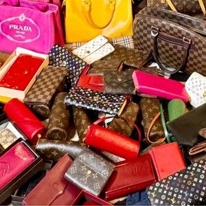 🔥 LOW START LIVE LISTING $3 unlisted inventory 🔥like this to be notified 🔥